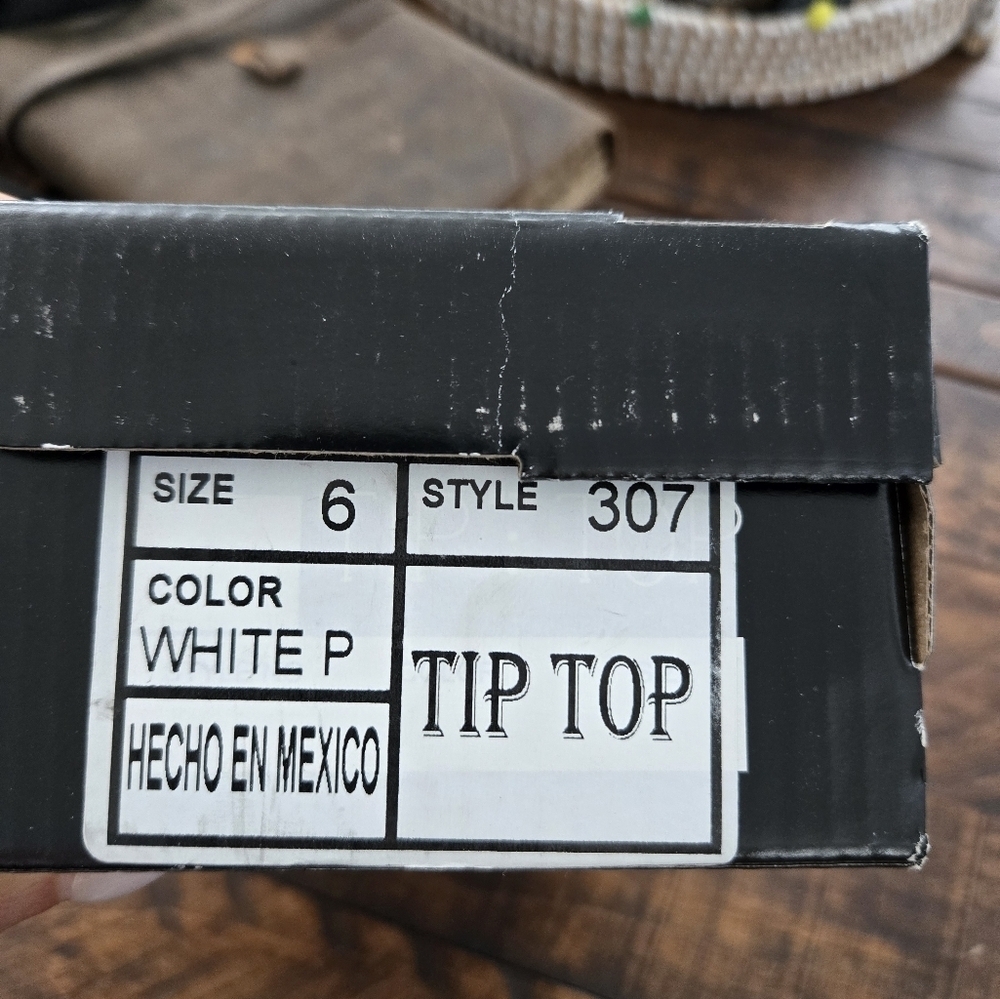 Tip Top Kids Little Boys White Patent Leather Dress Shoes. Style 370. Si… - Picture 6 of 6